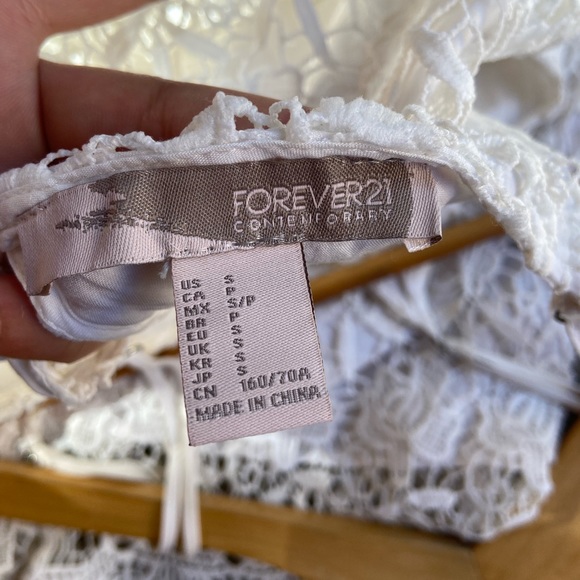 Forever21 Lace  Jumpsuit.Size - S - Picture 6 of 7